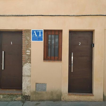 Caleros 8 Estudio - Apartamentos De La Parte Antigua De Caces Eksteriør bilde
