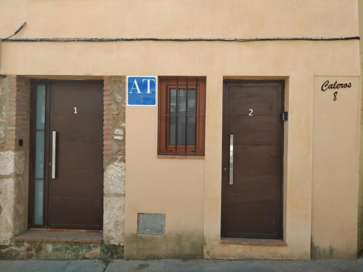 Caleros 8 Estudio - Apartamentos De La Parte Antigua De Caces Eksteriør bilde