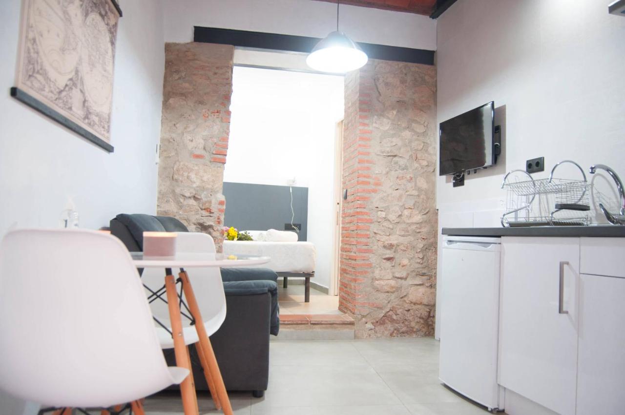 Caleros 8 Estudio - Apartamentos De La Parte Antigua De Caces Eksteriør bilde